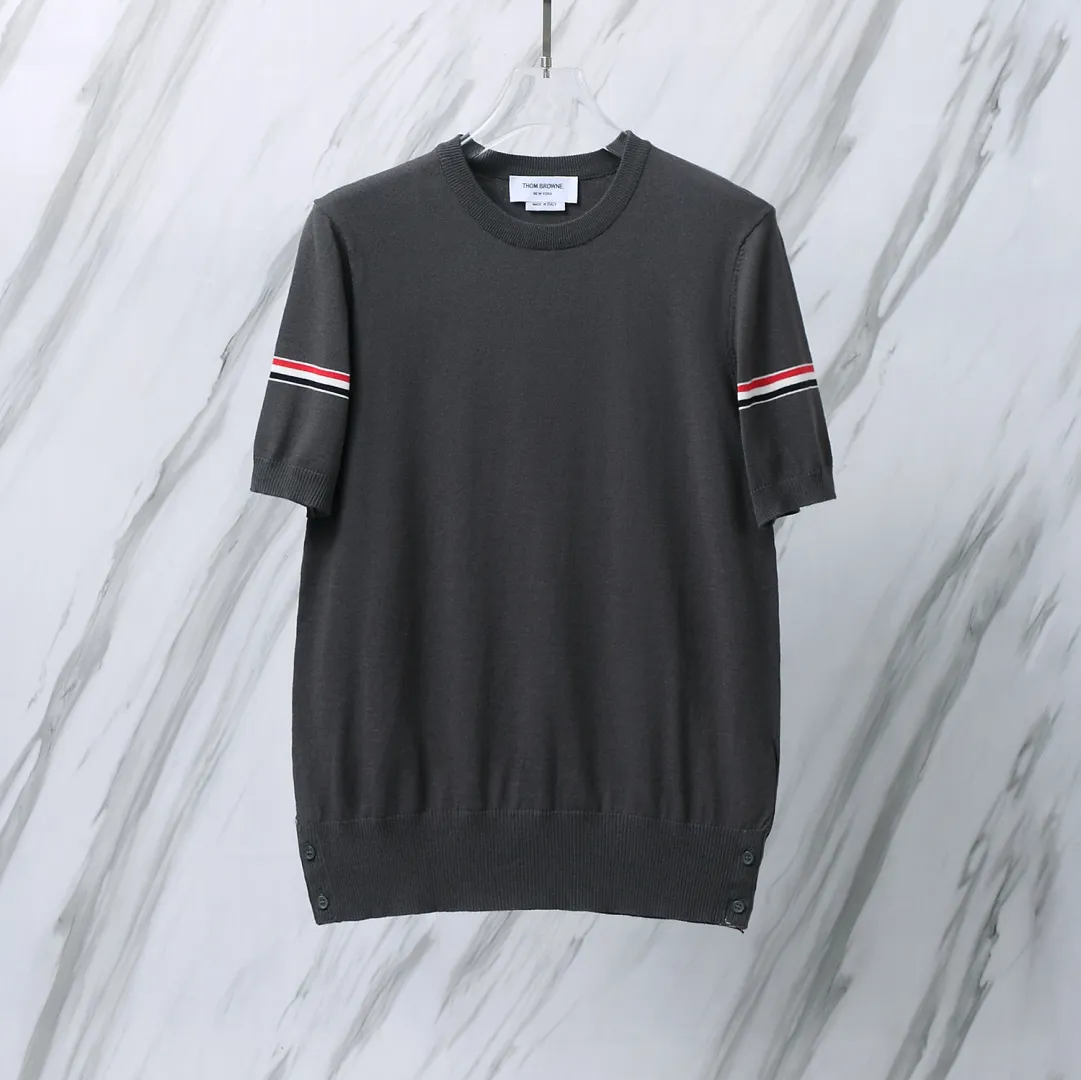 ：M 28（TB T ） THOM BROWNE TB T Classic Breathable Authentic Quality + Authentic + Same Style Size：0/1/2/3/4 ：White/Black/Navy Blue/Light Gray/Dark Gray